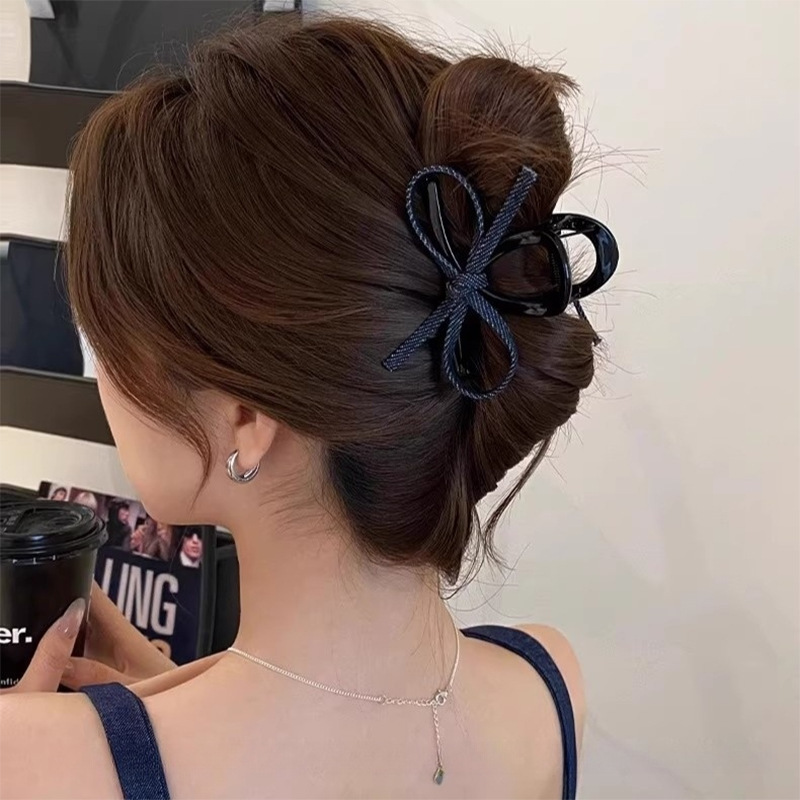 Korean ins simple denim bow clip women's 2025 new Dongdaemun high-end shark clip hair clip full figure