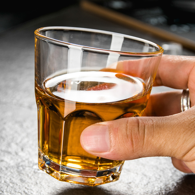 Wholesale of green apple beer mugs, household drinking cups, wine glasses, creative octagonal cups, whisky glasses, thickened water glasses details Picture