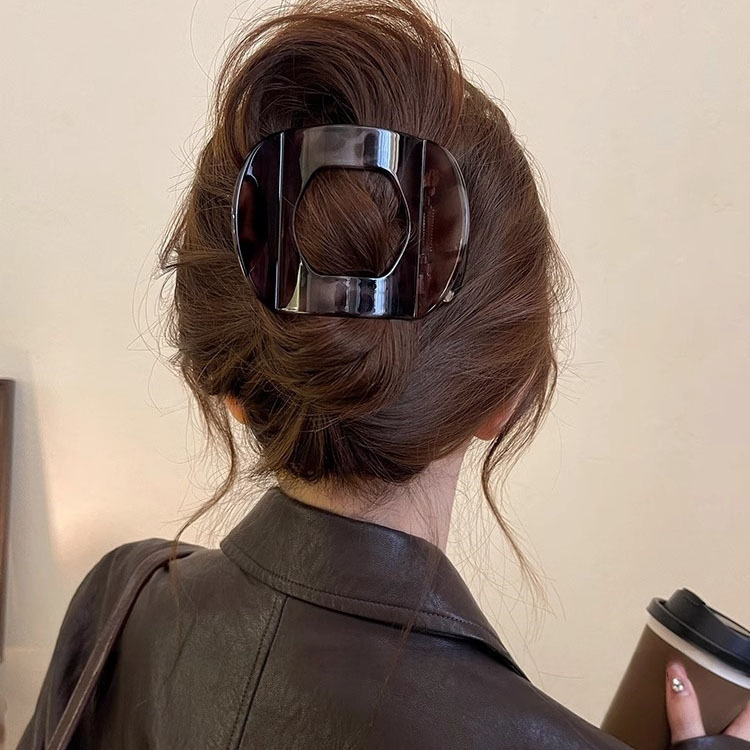 Back of the head updo duckbill clip, spring and summer new large hair clip, high-end shark clip, elegant headwear clip Specification drawing