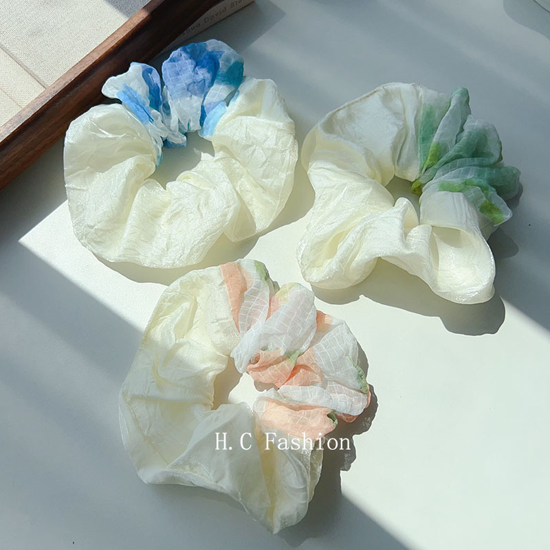 Forest-style fairy-toned mesh hair band for women in summer, simple and elegant. High ponytail hair rope, pig intestine tied hair rope, and rubber band full figure