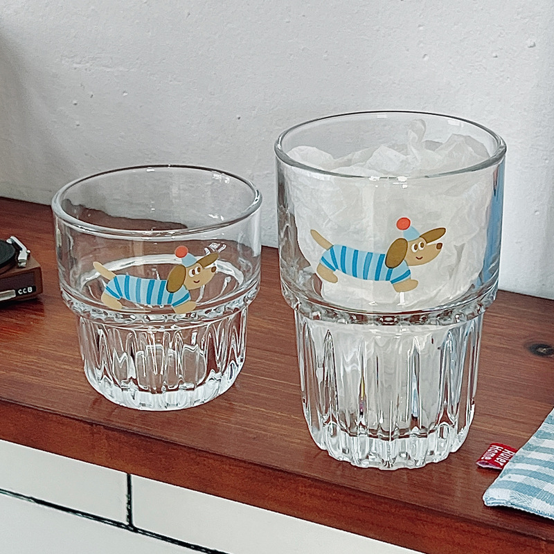 Couple high appearance level cartoon glass cups, simple cold brew cups, juice cups, milk cups, coffee cups, breakfast cups full figure