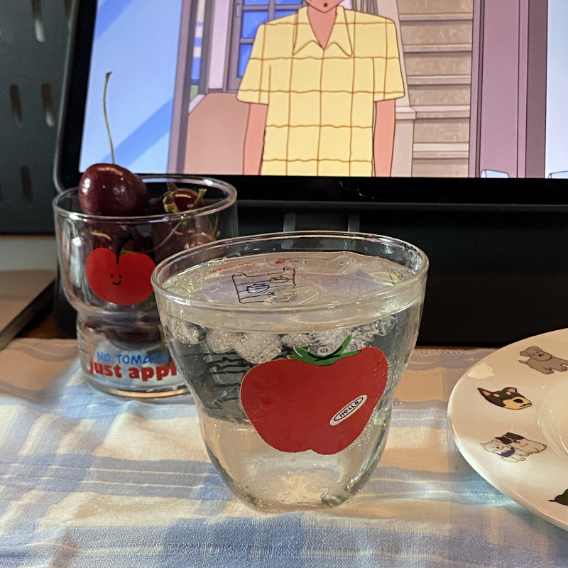 Mid-style, niche and simple ins tomato glass cup, retro Tomato heat-resistant juice cup, coffee cup 280ml full figure