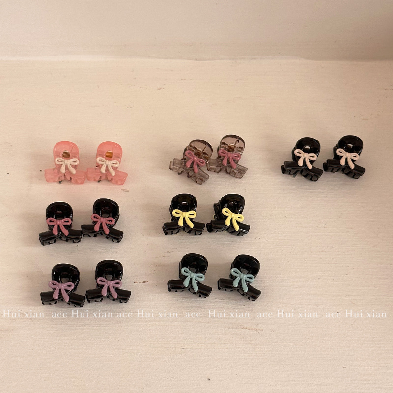Spring colorful girl Dopamine Princess side small scratch-off clip, sweet and versatile bangs hair clip, half-tied hair shark clip Application Scenario