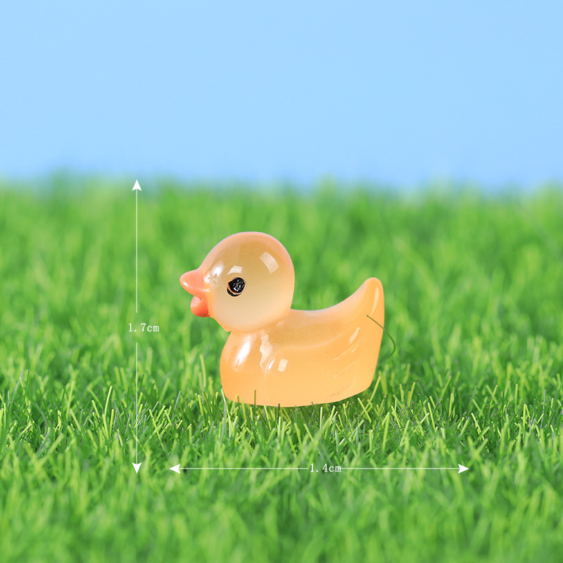 Mini luminous duck-shaped resin accessories of the same style as Douyin, car creative decorative items, micro-landscape decorative items Specification drawing