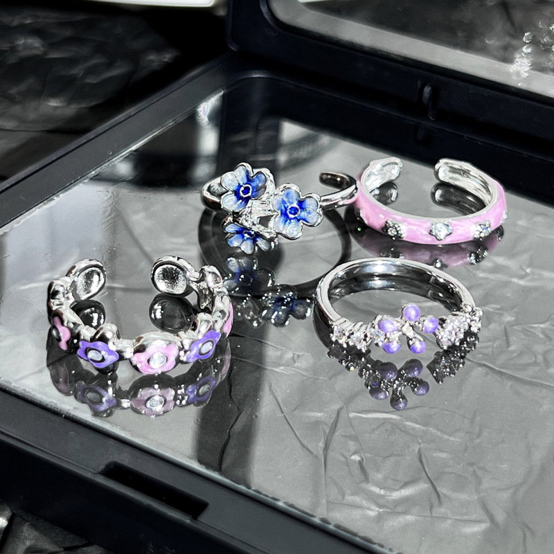 Korean sweet and cool flower pink and purple drip glaze fashionable open ring, a cold and elegant feminine style, a niche, exquisite and versatile ring Application Scenario