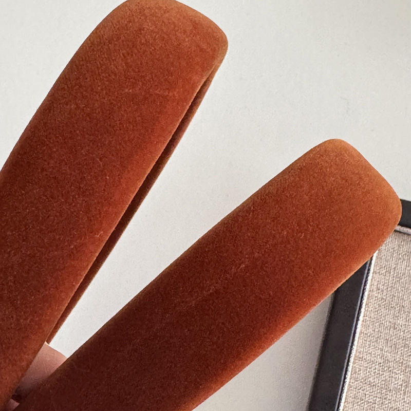 Super whitening ~ Korean caramel-colored hair band, a new bestseller in 2025, high-end hair accessory, hairpin, headband, hair tie and headband details Picture