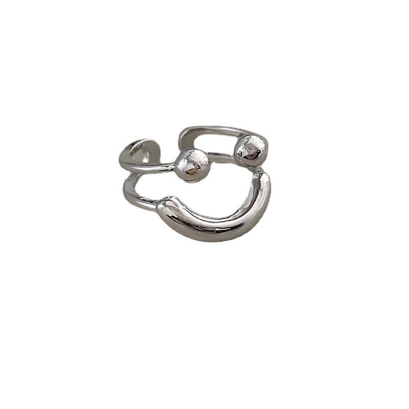 The simple and cold style smiley face opening ring features a niche design, exuding a sense of high-end fashion and individuality. It is an adjustable index finger ring Item Picture