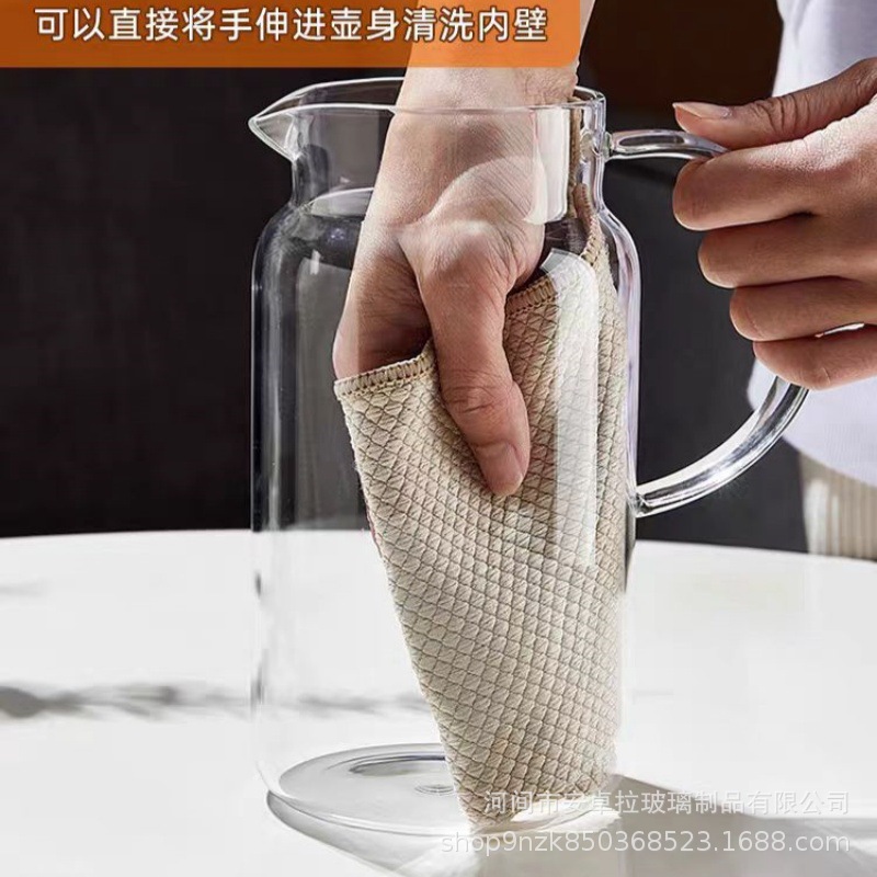 High borosilicate glass water kettle, cold water kettle, household high-temperature resistant, large-capacity cool boiled water, simple transparent straight tube body teapot Application Scenario