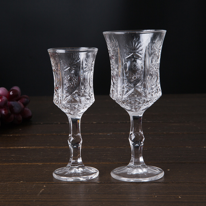 New high-footed juice cup, ice cream bowl, salad cup, creative chicken-tail cup, sunflower transparent glass wine glass Specification drawing