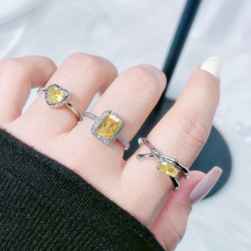 Korean style simple and individual yellow diamond elegant open ring for women on Instagram, cold style, niche design, fashionable and exquisite ring Specification drawing