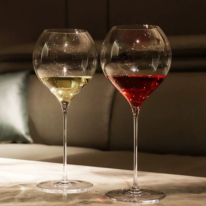 New European tall wine glass, crystal glass wine glass, sparkling champagne, Burgundy tall wine glass, bar Specification drawing