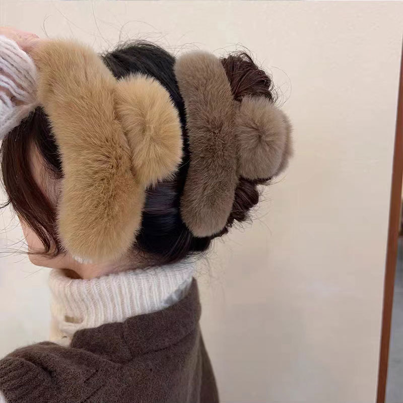 French genuine rex rabbit fur leopard print hair clips, retro fur grab clips, high-end feel, plush shark clips, large size, abundant hair volume Specification drawing