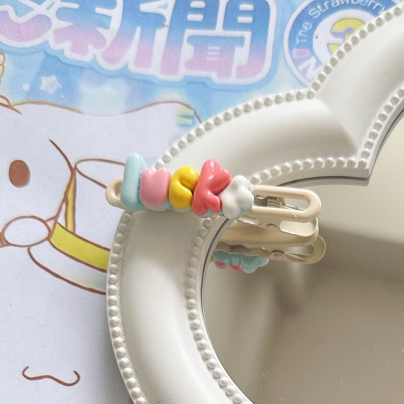 Cute Character brand children's hair clips, one-character clips, Yuan batch, popular online hair clips, dopamine broken hair bangs clips, hair clips Application Scenario