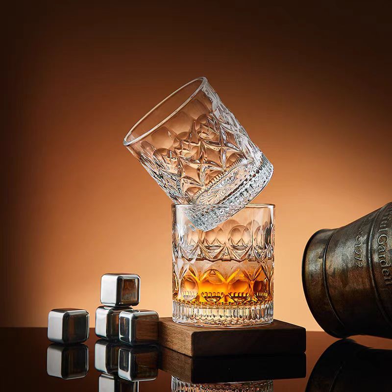 Whisky glass, foreign wine glass, creative ins style, European classical brandy glass, bar beer glass, cocktail Specification drawing