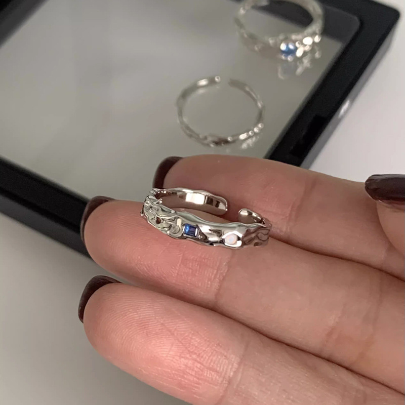 Colorful zircon, a niche design with a sweet and cool texture, is an open ring for women on Instagram, featuring a cold and fashionable style with a unique personality full figure