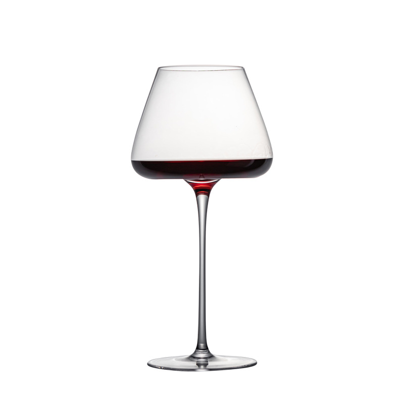 A set of creative concave bottom red wine glasses with a high-end feel, light luxury, high-end and high appearance level, high-footed glasses, commercial wine glasses for hotels Item Picture