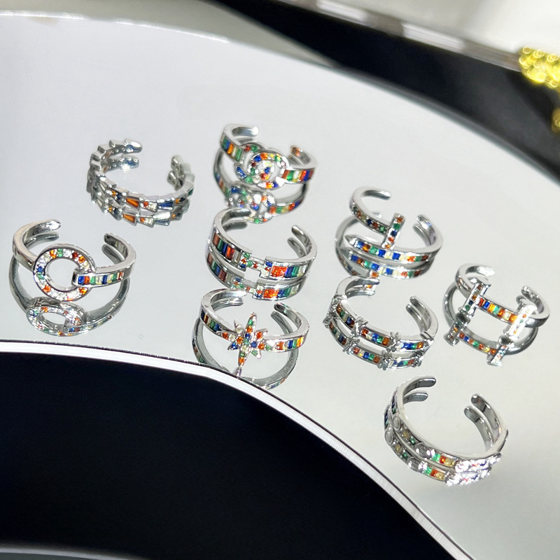 Sweet and cool rainbow diamond geometric opening ring for women, irregular, exquisite, fashionable and versatile index finger ring, with a niche design sense Application Scenario