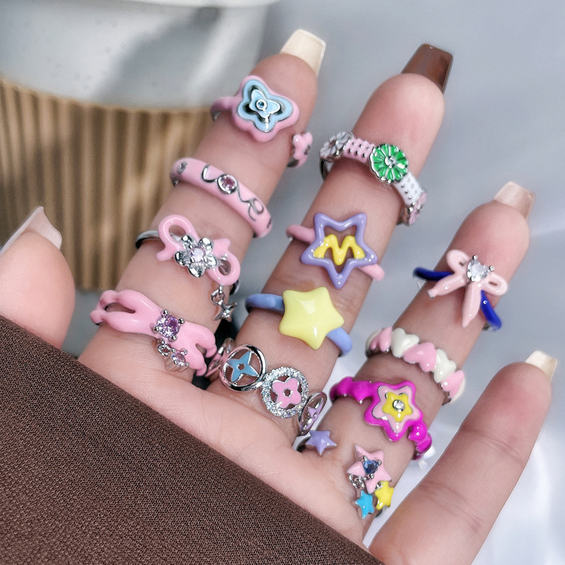 Sweet and cool style, colorful glazed star geometric open ring, a fashionable, versatile and elegant autumn and winter accessory ring for women to wear in layers Specification drawing