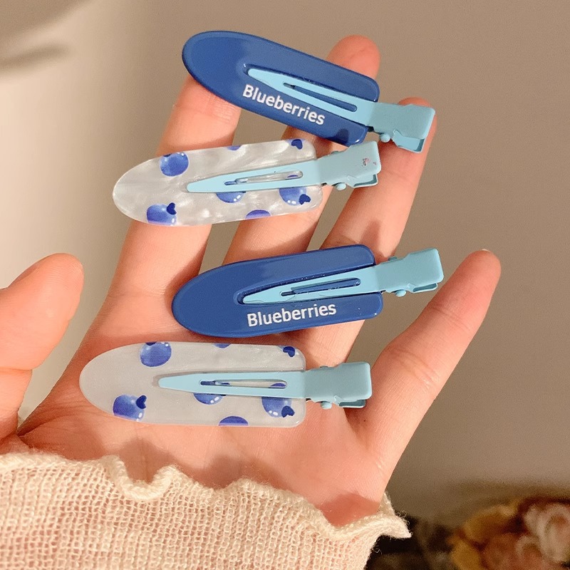 Summer blue hair clips, cute blueberry crushed ice side clips, high-end women's crushed hair clips, makeup hair accessories, hair clips Specification drawing