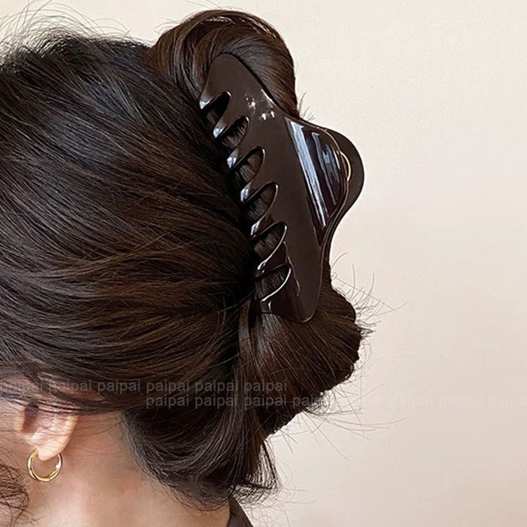 Leopard-print large shark clip, high-end style, back head bun hair clip, retro and full, bath hair clip, cross-border head details Picture