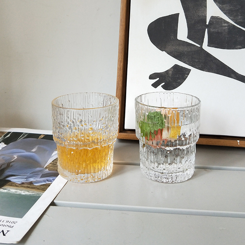 Internet-famous InS-style Nordic whisky glass, spirits beer glass, glass, water drop raindrop, high-end glass full figure