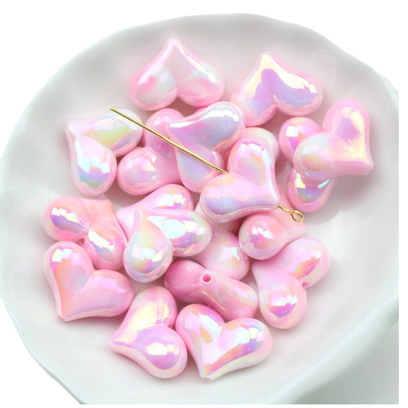 Colorful UV-coated acrylic heart-shaped bead straight hole diy mobile phone chain loose bead hand bead accessory Item Picture
