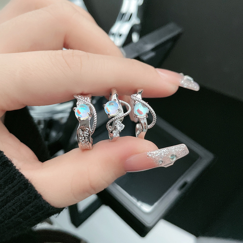 The pleated twist wound moonstone open ring is a fashionable, sweet and cool, individualistic and unique design ring for women full figure