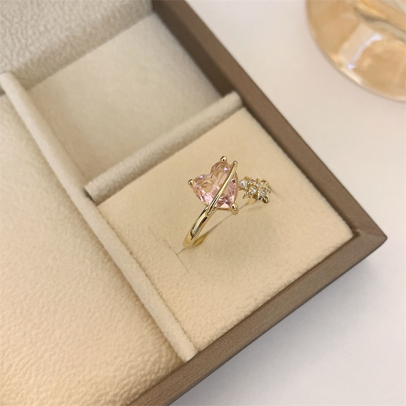 Simple zircon open ring, sweet and cool female style, niche design, fashionable heart star adjustable, personalized ring trend Application Scenario