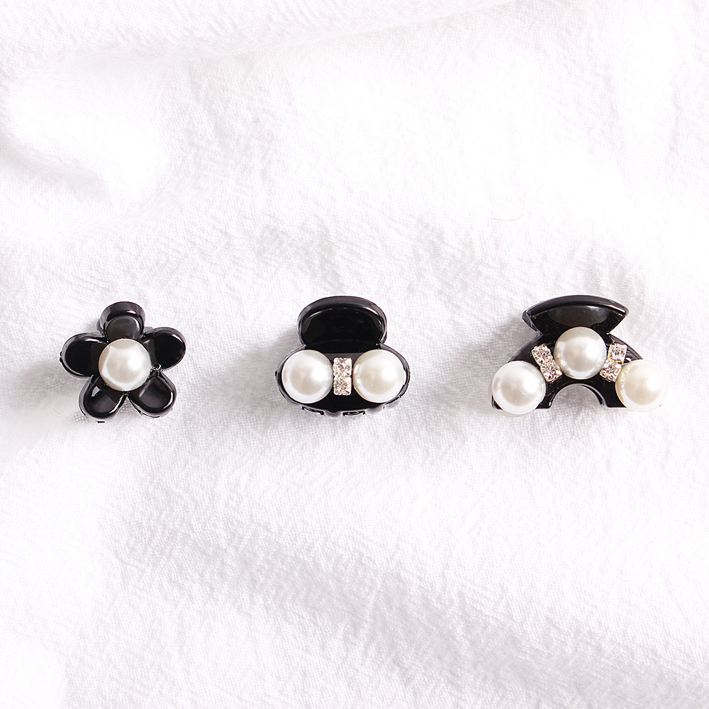 Korean style pearl grabber, Korean water diamond black elegant and grand hair grabber, bow hair clip, hair accessory wholesale Specification drawing