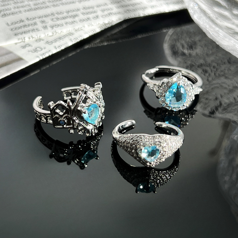 ins cold style, niche and light luxury, sea blue heart water drop zircon open ring, elegant and sweet cool ring for women Application Scenario