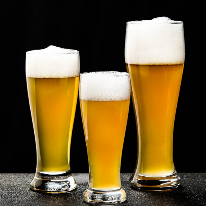Large beer mug, bar glass, home barbecue craft draft beer cup, creative wheat wine glass Application Scenario
