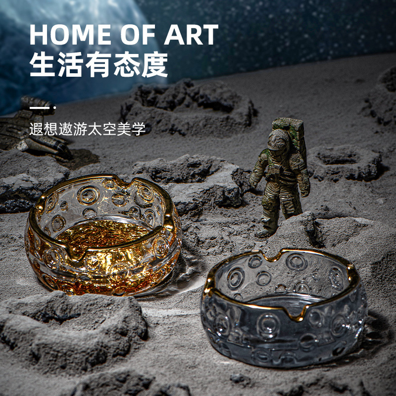 A light luxury high-end glass ashtray, creative, individual and trendy large household coffee table, a grand gift for your boyfriend in the living room Specification drawing