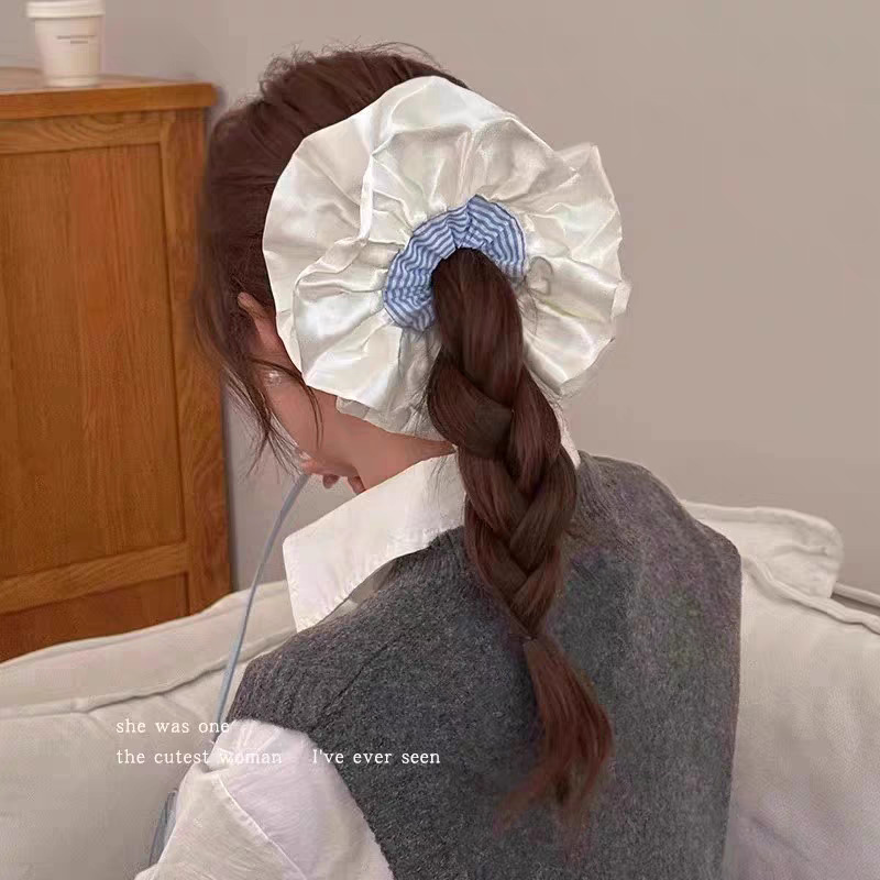 Spring and summer high-end lace large hair band, Korean-style oversized cream ballet-style hair tie, hair tie and bun hair accessory details Picture