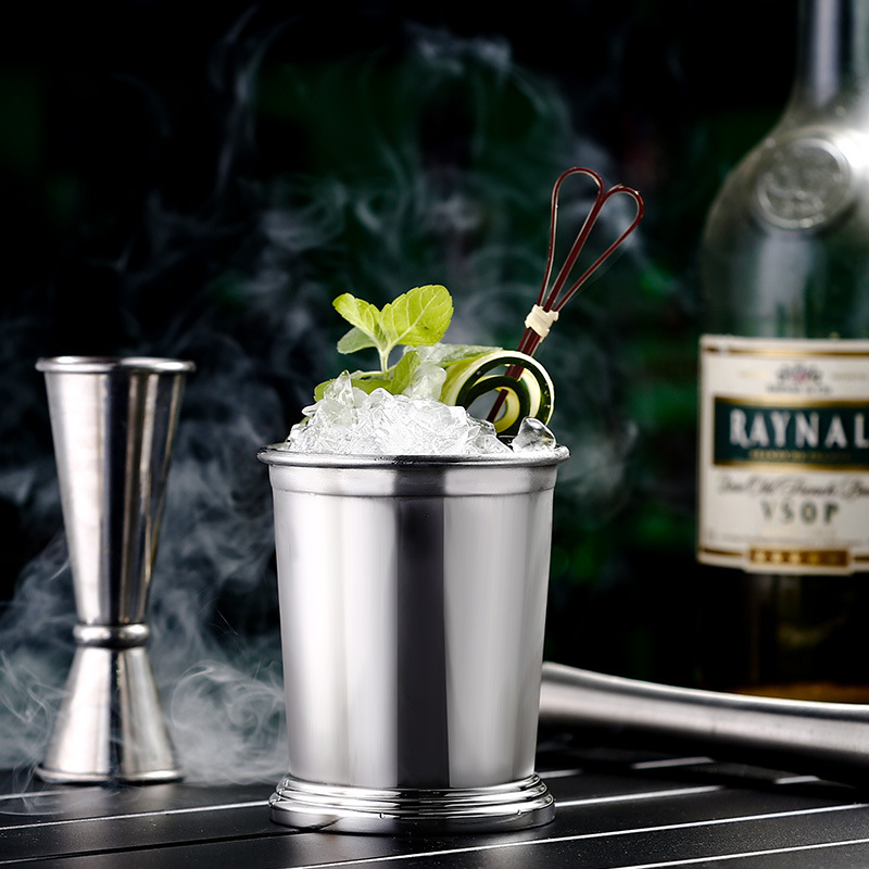 304 stainless steel Zhu Lipu cup, mint metal cocktail cup, rolled edge Mojito step cup, bar cold drink cup Application Scenario