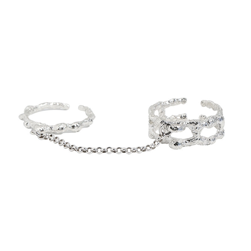 This is a niche design with an Instagram trendy, cool and hip-hop personality. It features a chain for women with adjustable fingers and index fingers Item Picture