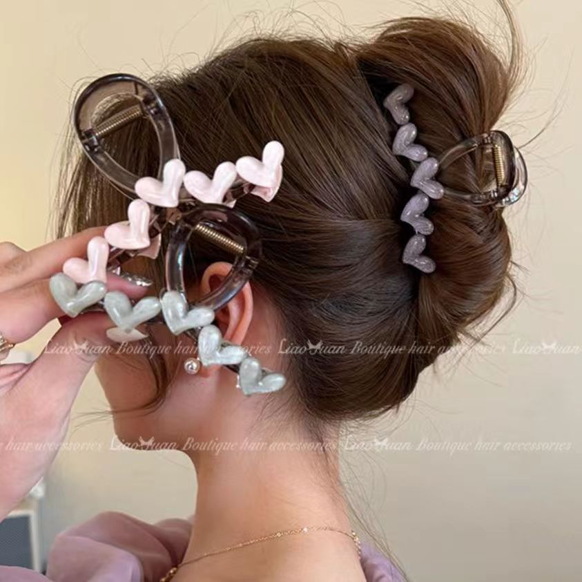 The 2024 new high-end shark clip and simple hairpin for the back of the head, featuring the charm of a popular online celebrity full figure