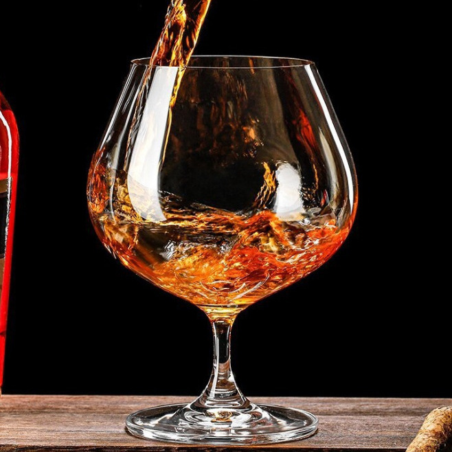 Wholesale of crystal brandy wine glasses, low-stemmed red wine glasses, XO cognac highball glasses, small glass glasses and foreign wine glasses details Picture