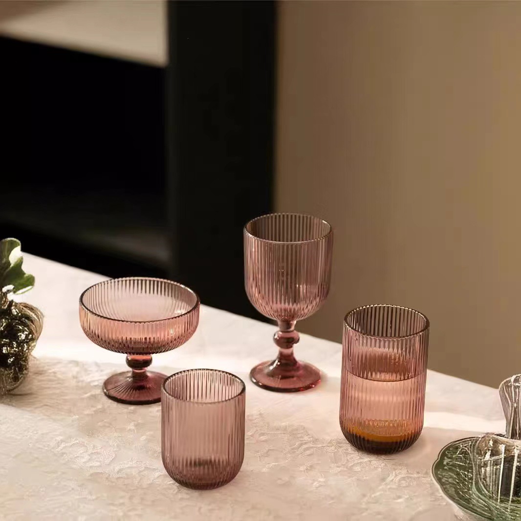 Colorful retro European vertical patterned spherical glass highball cups, champagne cups, wine glasses, water cups and ice cream cups Application Scenario