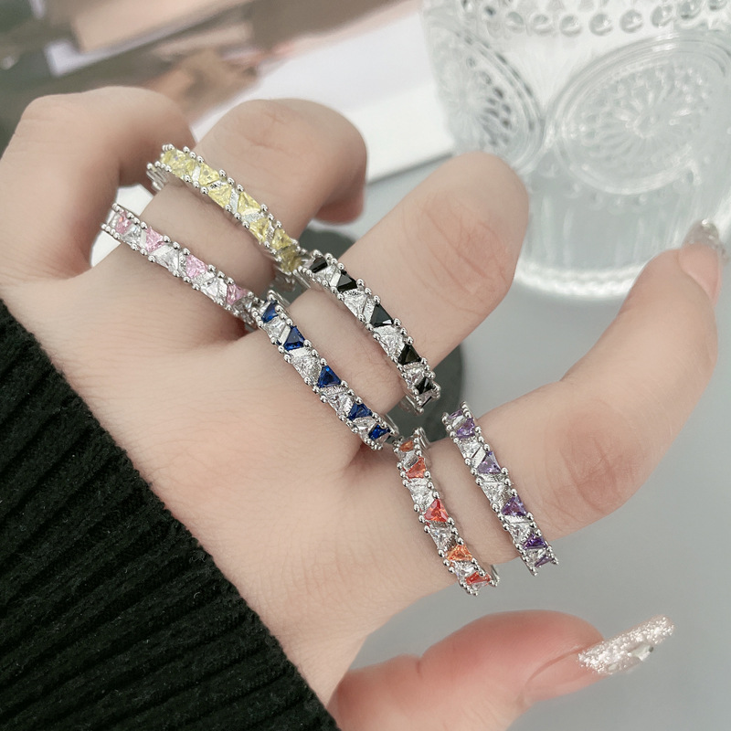 A high-end triangular zircon colored diamond geometric opening ring, a delicate, sweet and cool girl's light luxury ring Application Scenario