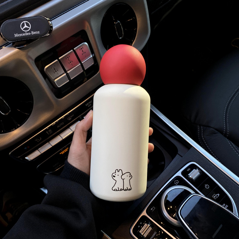 Self-made New Year red nose 316 stainless steel insulated cup, bright red portable water cup for car, 350ml travel cup Application Scenario