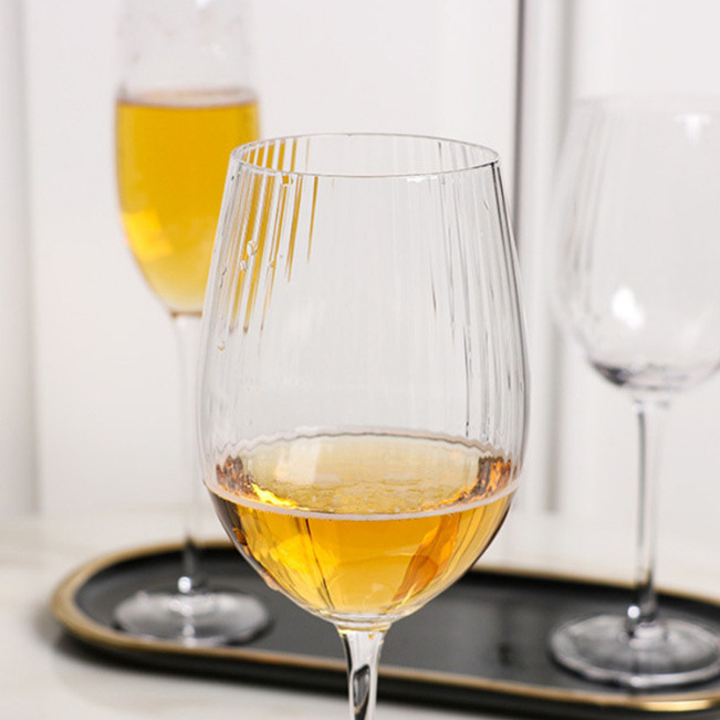 Wholesale of green apple Nordic and European-style striped glass wine glasses, wine glasses, glass cups and goblets full figure