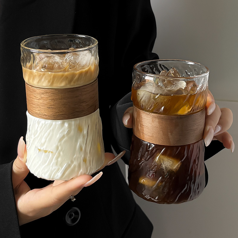 High borosilicate glass transparent tornado cup, simple thickened single-layer cup, drinking cup, high-temperature resistant household glass cup full figure