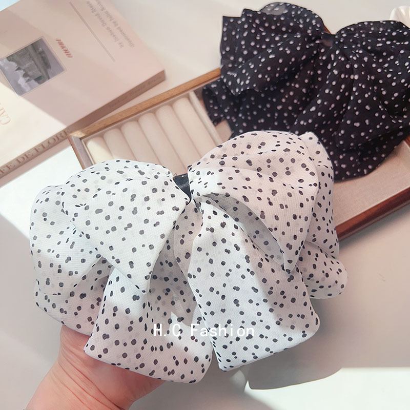 New polka dot bow clip, sweet and girlish style hair bun, back of the head hair clip, creamy and sweet girl style hair accessory full figure