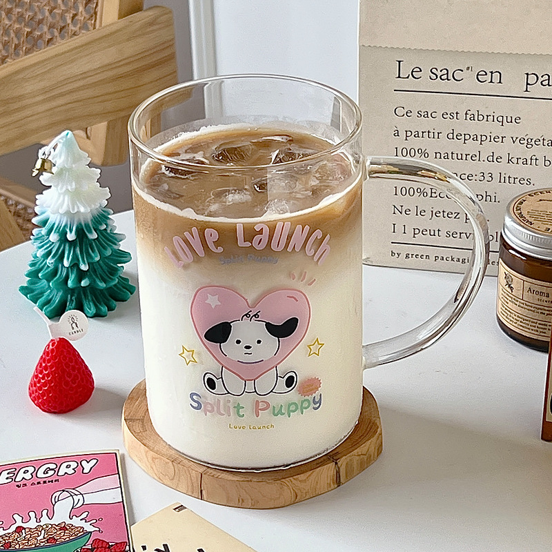 Bolimei high appearance level large-capacity glass straw cup, student dormitory drinking cup, cartoon heart dog glass cup Specification drawing