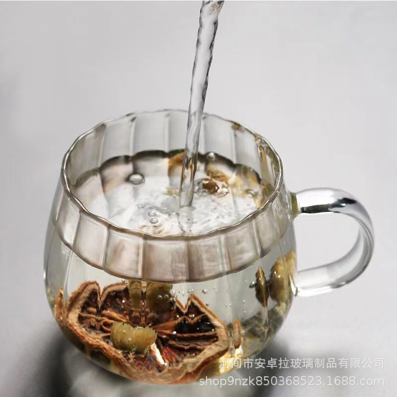 Customized high-temperature resistant handle milk cups, coffee cups, high appearance level pumpkin cups, household glass water cups, high borosilicate Application Scenario
