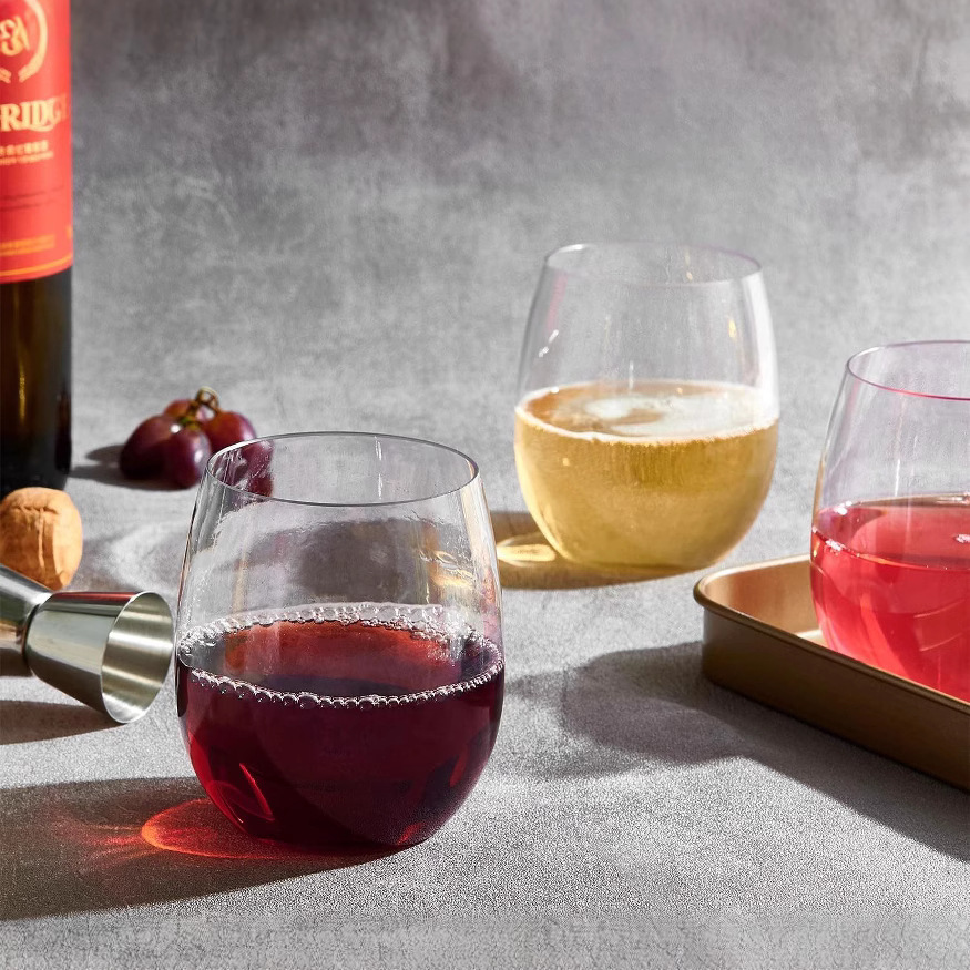 Transparent red wine glass 350ml 12oz plastic pet wine glass, beverage cup, disposable cold drink cup, egg-shaped red wine glass Application Scenario