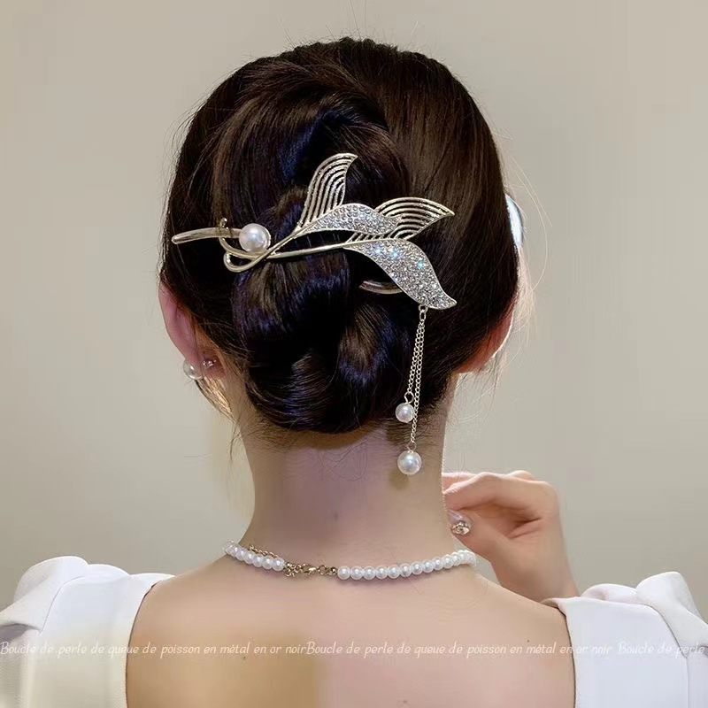 New fishtail bun, twist clip, hairpin at the back of the head, high-end tassel headwear, women's scratch clip, elegant one-line hairpin Specification drawing
