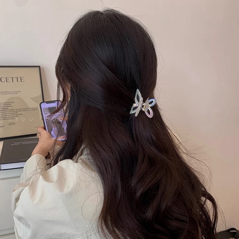 Butterfly semi-tied hair clip headwear for women 2025 New high-end style hair clip at the back of the head shark clip hair accessory Application Scenario