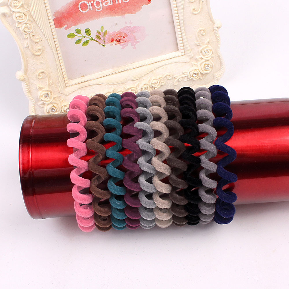 Qiyue Amazon flocking phone line hair tie, sweet girls' hair tie, high-elasticity rubber band hair tie wholesale Application Scenario