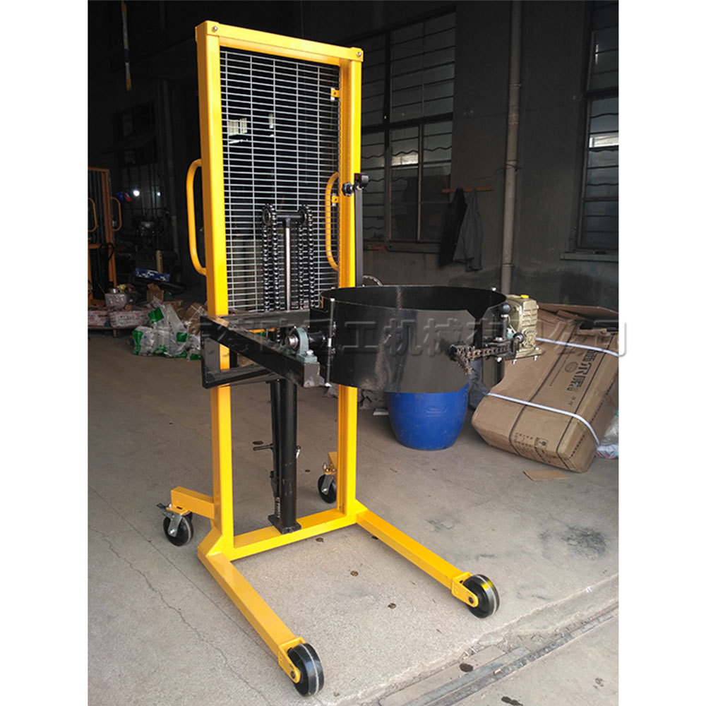 Small steel oil drum transporter, iron drum and plastic drum loading equipment, wharf and warehouse hydraulic oil transport vehicle Specification drawing